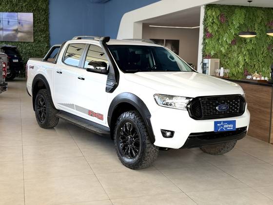 FORD RANGER 3.2 FX4 4X4 CD 20V DIESEL 4P AUTOMÁTICO FORD RANGER 3.2 FX4 4X4 CD 20V DIESEL 4P AUTOMÁTICO